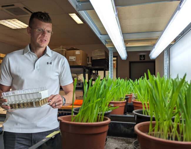 RS13057 Daniel Zaender Jena Bios 2 lpr RS13057 Daniel Zaender Jena Bios 2 lpr