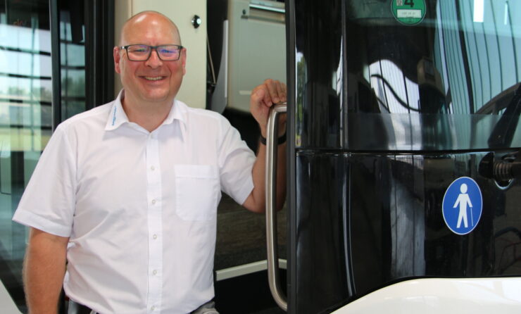 RS13002 portrait website lpr RS13002 portrait website lpr