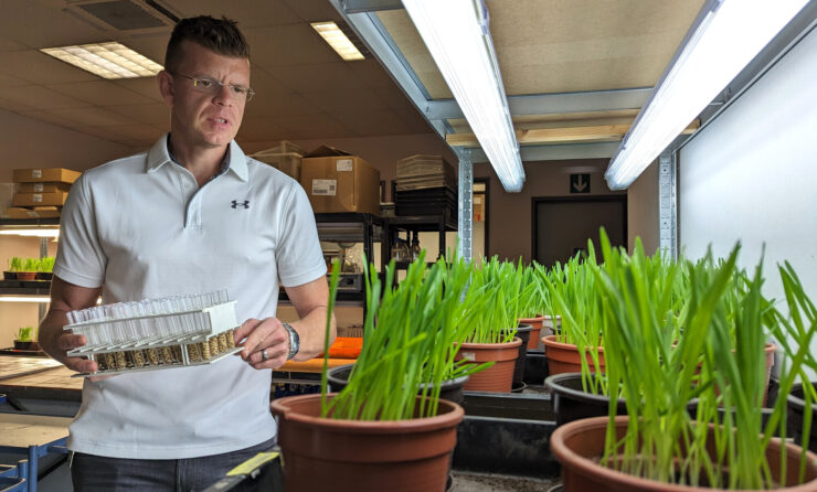 RS13057 Daniel Zaender Jena Bios 2 lpr RS13057 Daniel Zaender Jena Bios 2 lpr